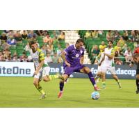 Tampa Bay Rowdies and Louisville City FC in action