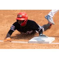Austin Davis of the Sioux City Explorers steals safely