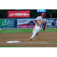 Noah Marcelo of the Winnipeg Goldeyes heads to third