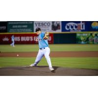 Hickory Crawdads pitcher Evan Siary
