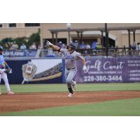 Pensacola Blue Wahoos outfielder Brandon Compton