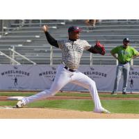 Sioux City Explorers pitcher Peniel Otano