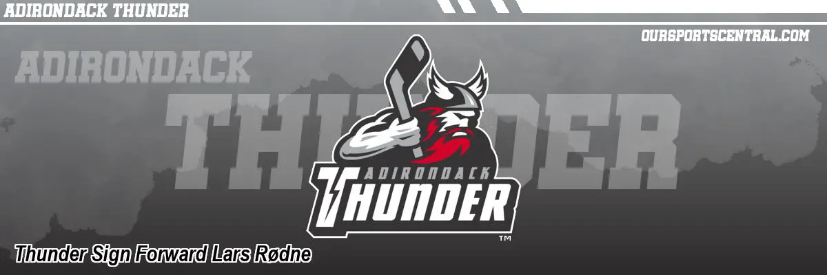 Thunder Sign Forward Lars Rødne